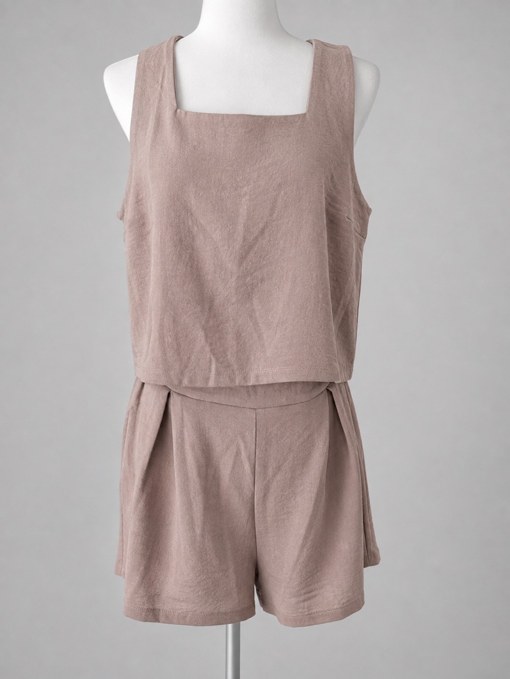 Beige 2 Piece Sleeveless Top & Shorts Set Size L Minimalist Resort - Picture 2 of 14